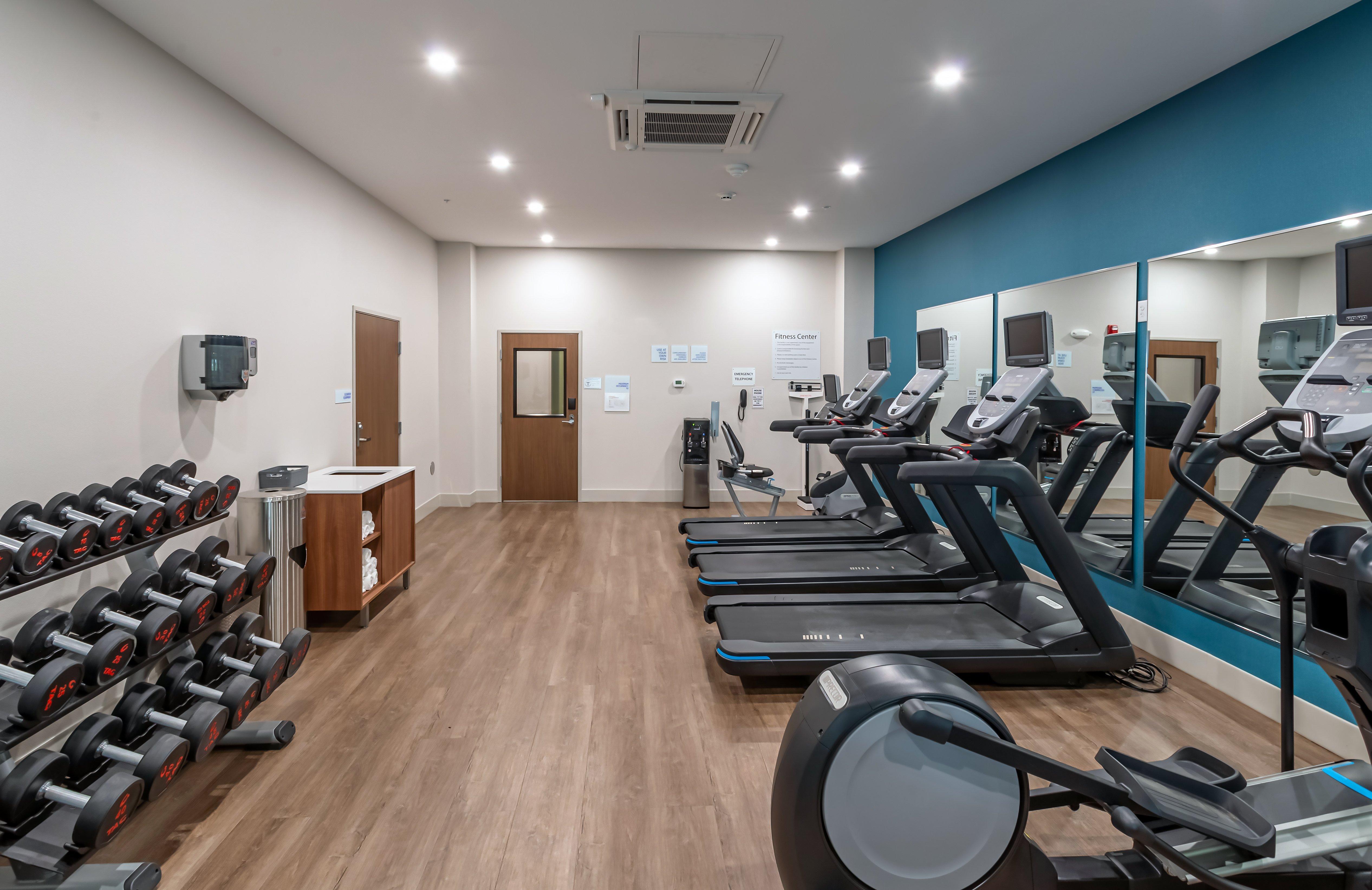 Holiday Inn Express & Suites - Columbus - Worthington By Ihg Esterno foto