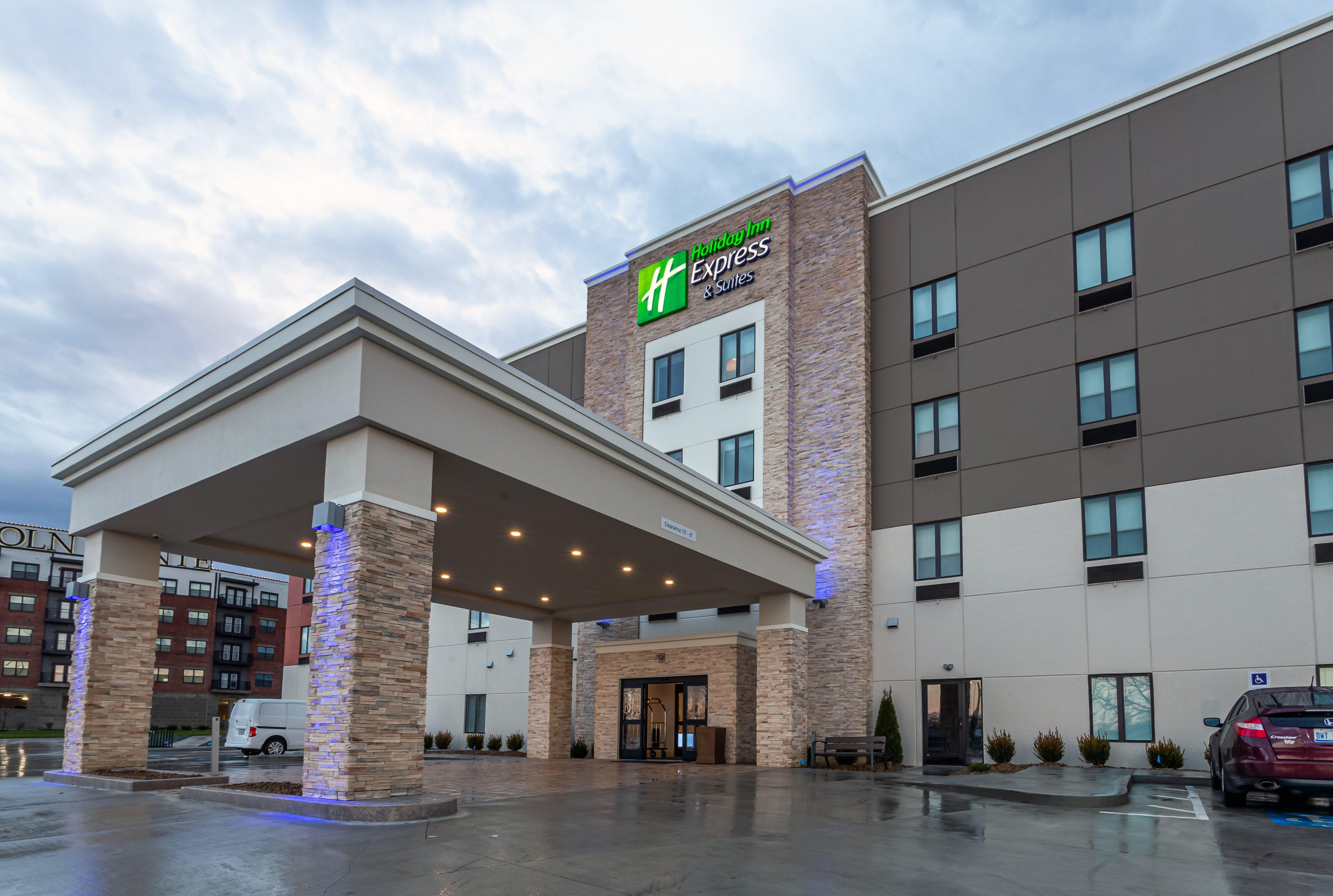 Holiday Inn Express & Suites - Columbus - Worthington By Ihg Esterno foto