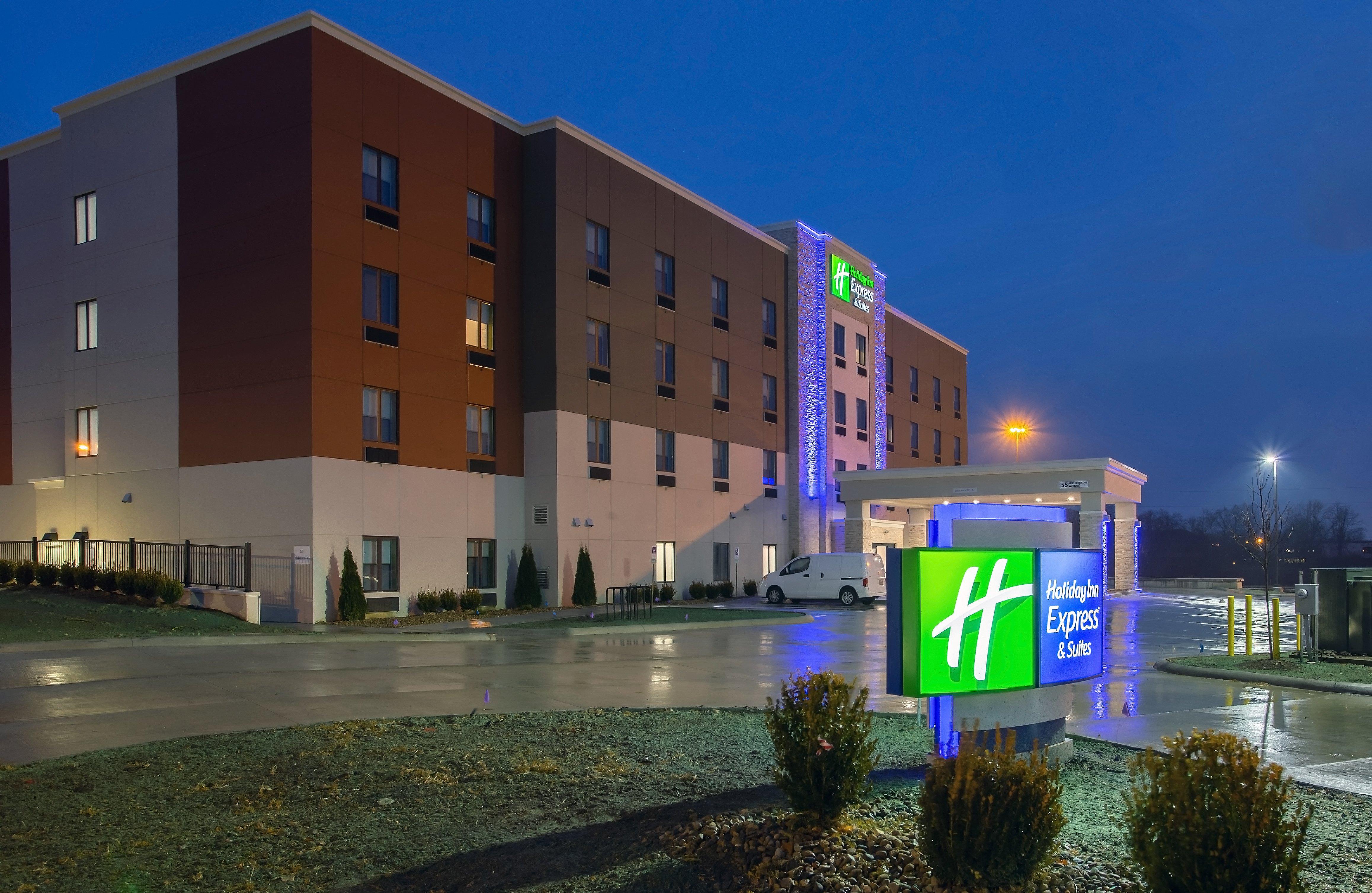 Holiday Inn Express & Suites - Columbus - Worthington, An Ihg Hotel Esterno foto