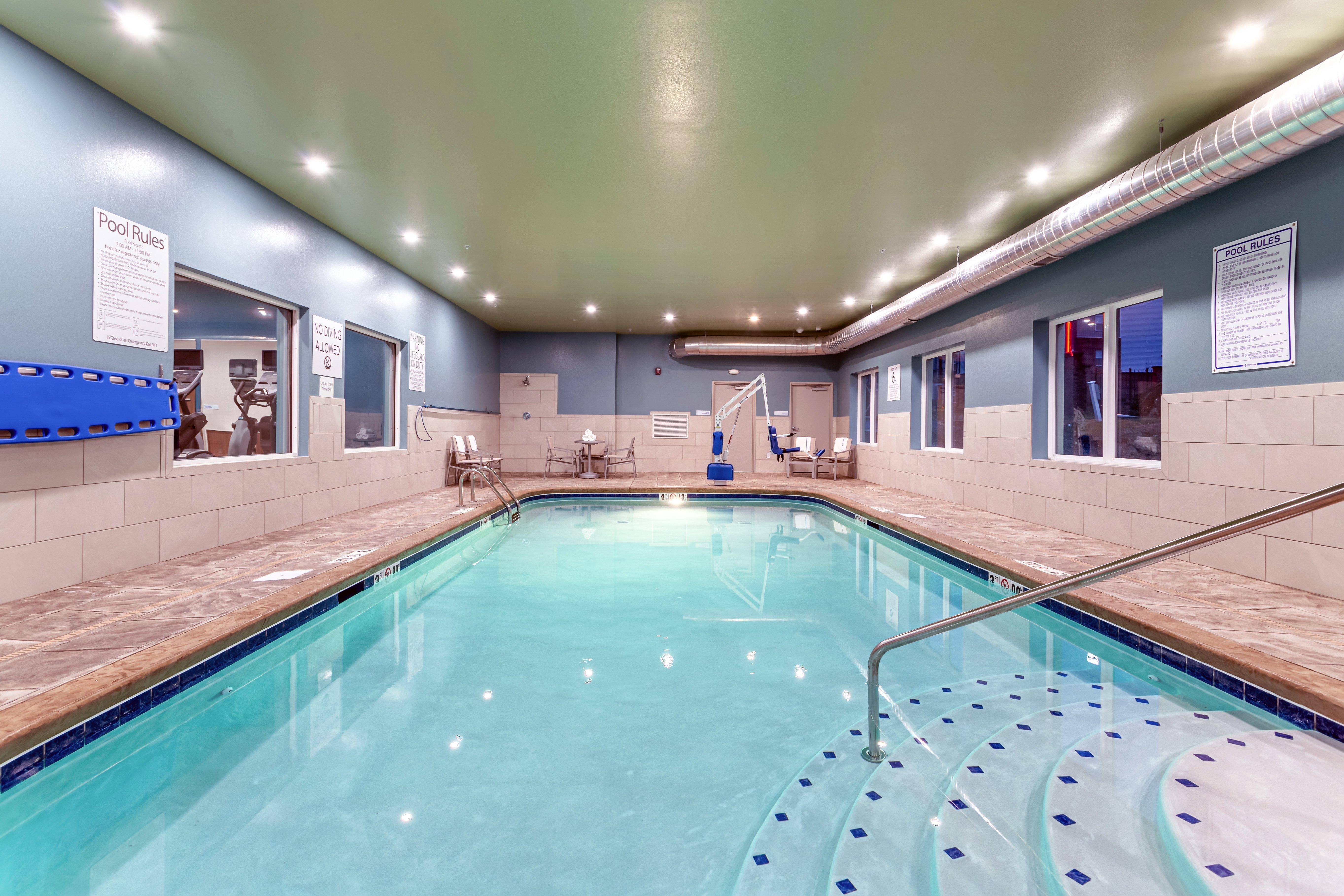 Holiday Inn Express & Suites - Columbus - Worthington By Ihg Esterno foto